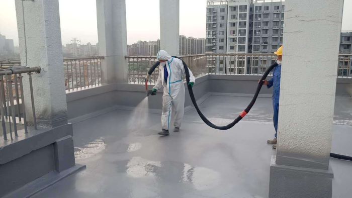 聚脲防水噴涂機施工